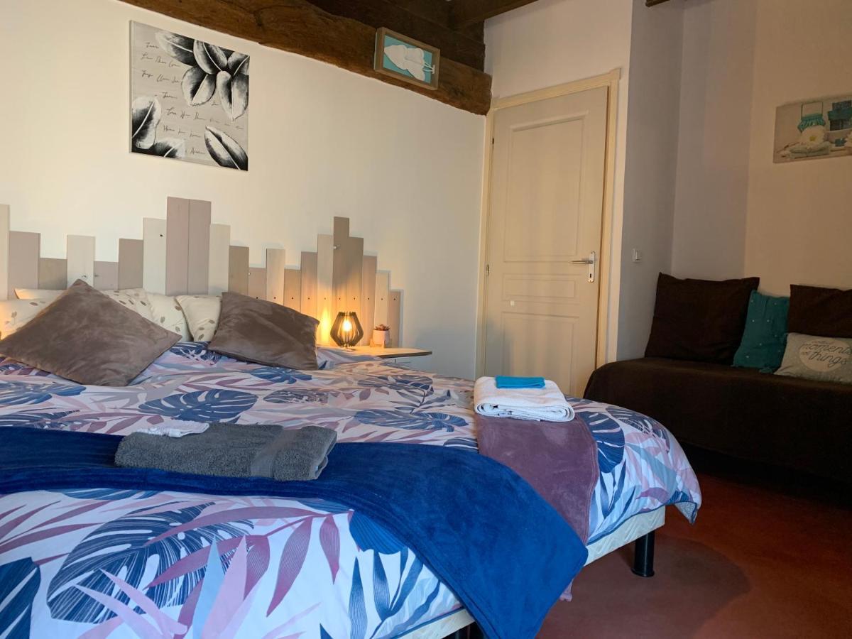 Domaine De La Madeleine Bed & Breakfast Ygrande Dış mekan fotoğraf