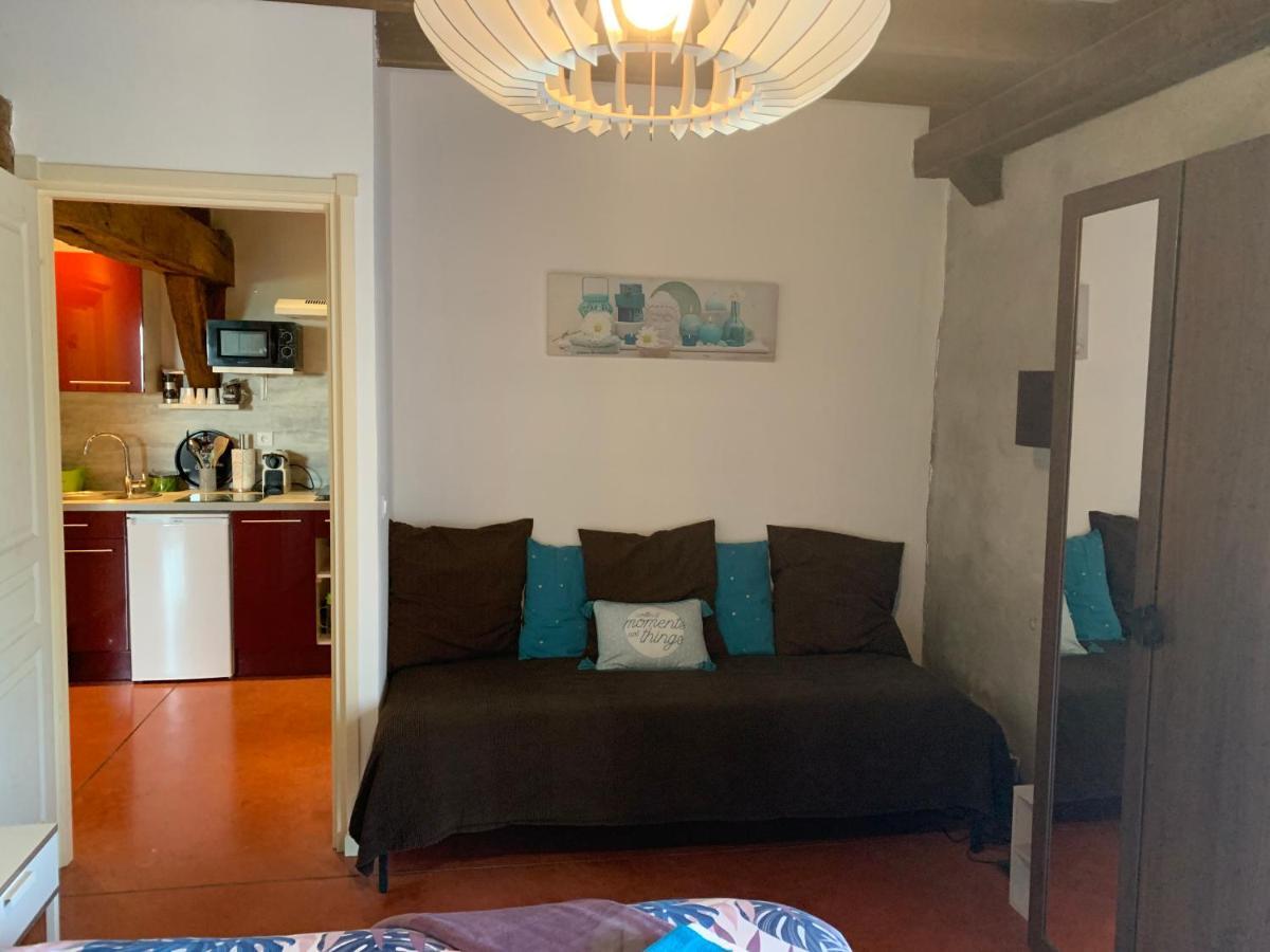 Domaine De La Madeleine Bed & Breakfast Ygrande Dış mekan fotoğraf
