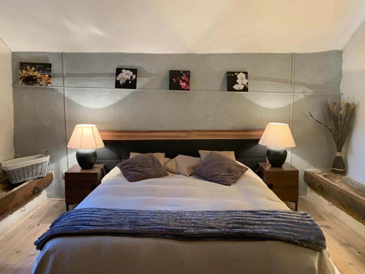 Domaine De La Madeleine Bed & Breakfast Ygrande Dış mekan fotoğraf