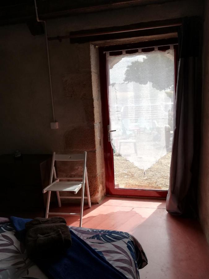 Domaine De La Madeleine Bed & Breakfast Ygrande Dış mekan fotoğraf
