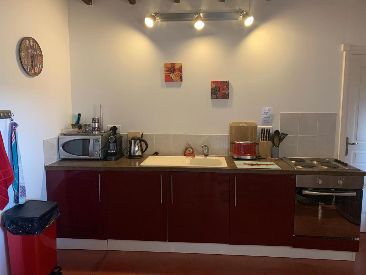 Domaine De La Madeleine Bed & Breakfast Ygrande Dış mekan fotoğraf