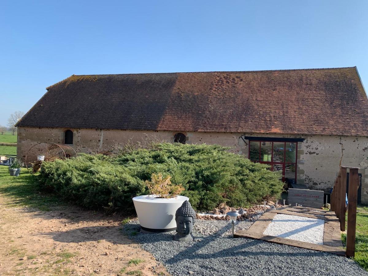 Domaine De La Madeleine Bed & Breakfast Ygrande Dış mekan fotoğraf